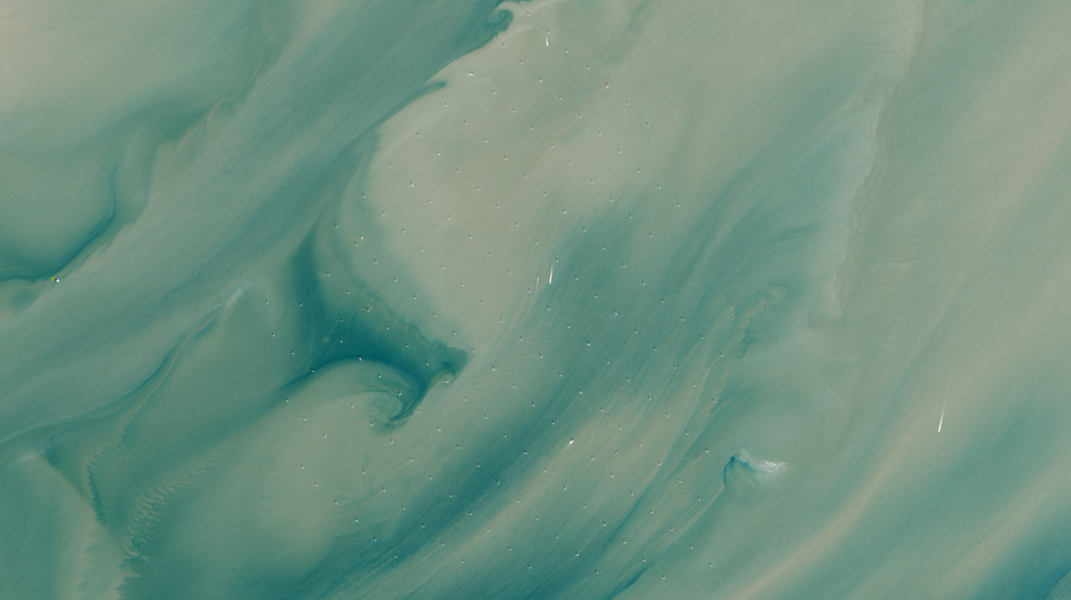 Satellite image of the London Array Satellite image of the London Array