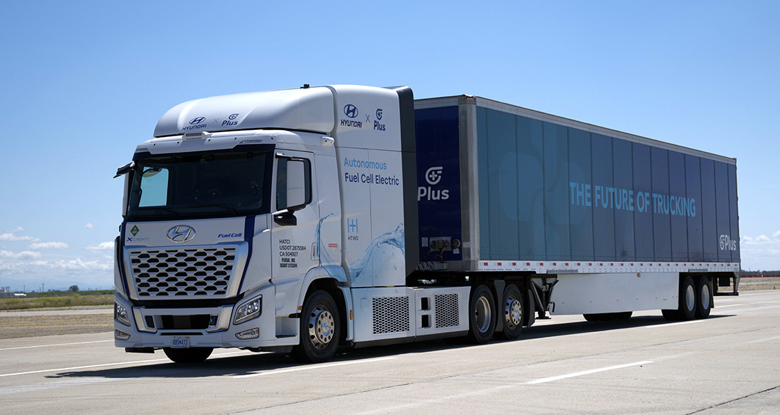 Fuel cell-powered truck Photo of a normal-looking truck.
